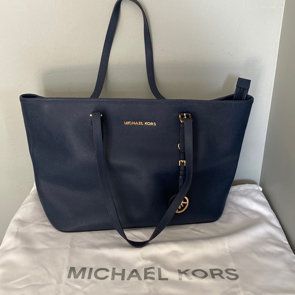 MICHAEL KORS navy blue bag